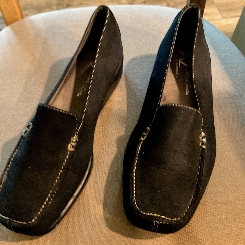 Aerosoles Black Loafers